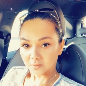 Meet your Posher, Raquel